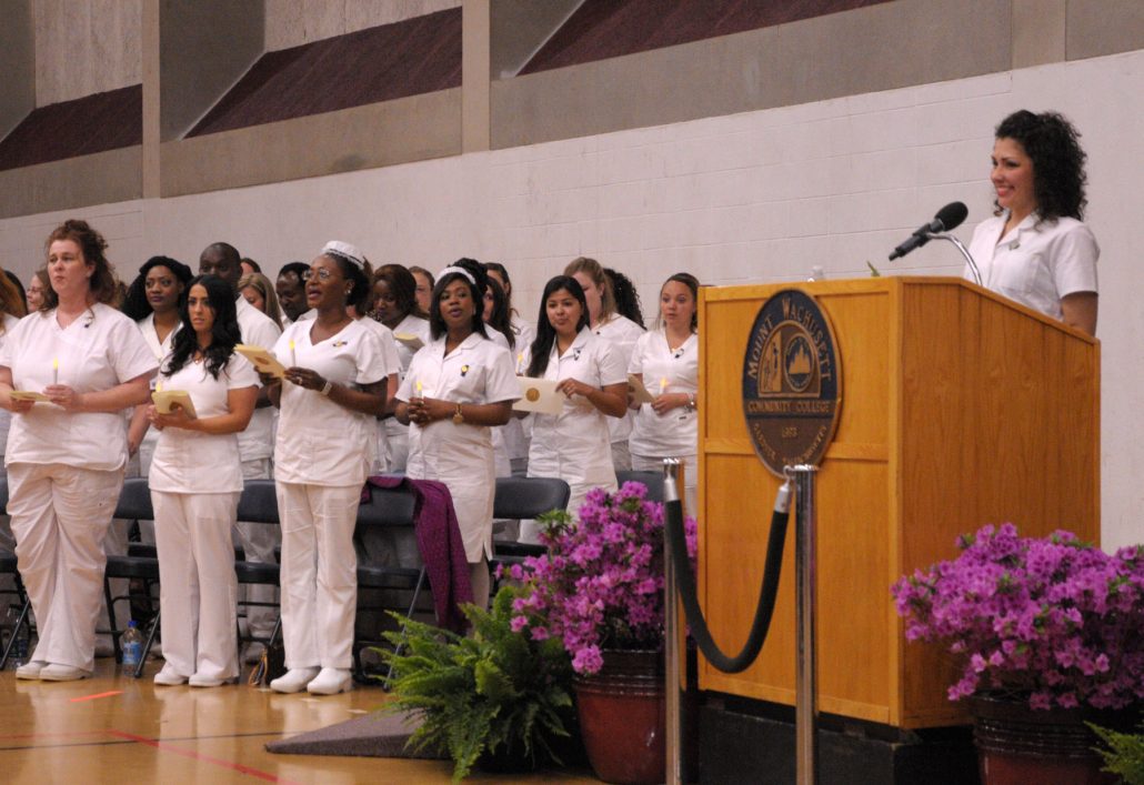 Breana Keegan leads nursing pledge